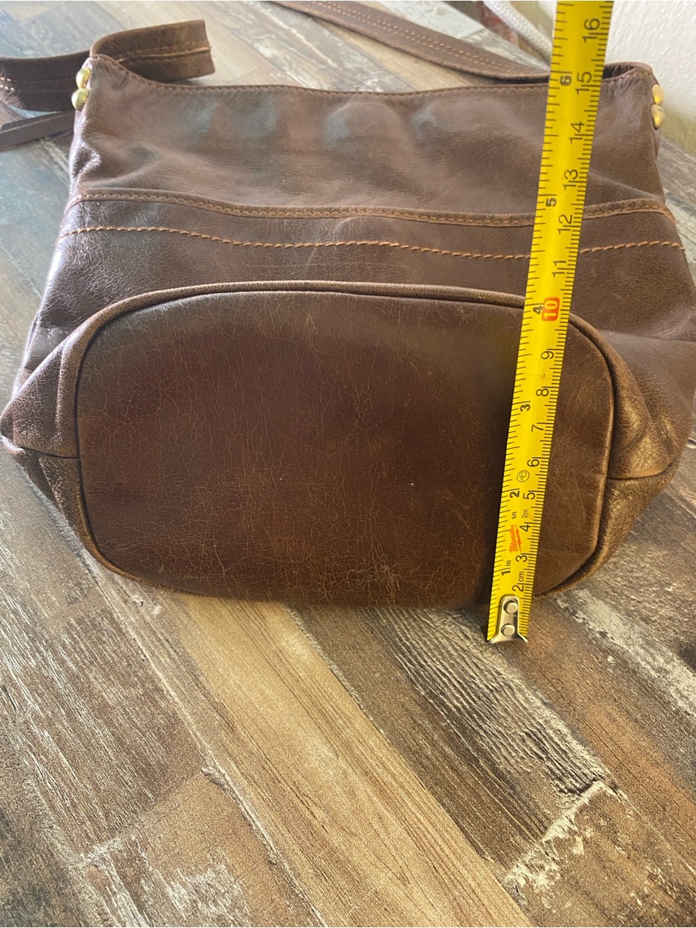 HOBO The Original Brown Leather Crossbody Bag - Picture 14 of 15